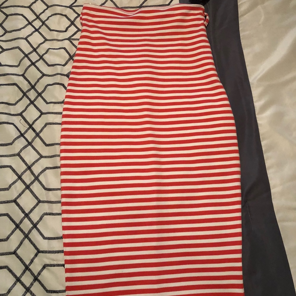 Body Central High-Waisted Knee-length Skirt